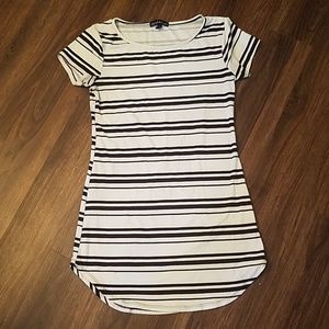 Black and white stripe long shirt